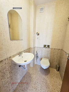 Дава под Наем ОФИС